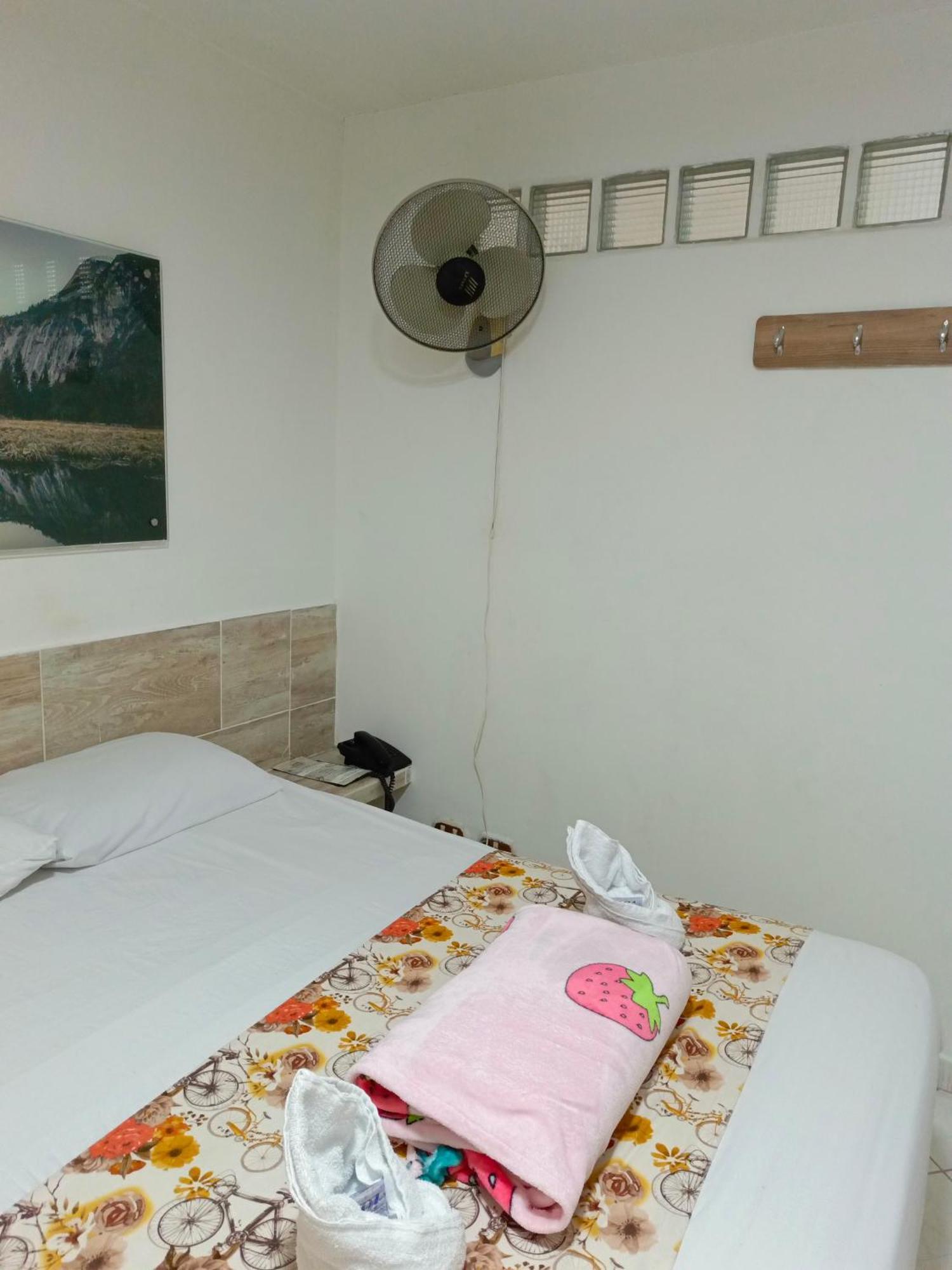 Hotel Brisas Medellín Eksteriør bilde
